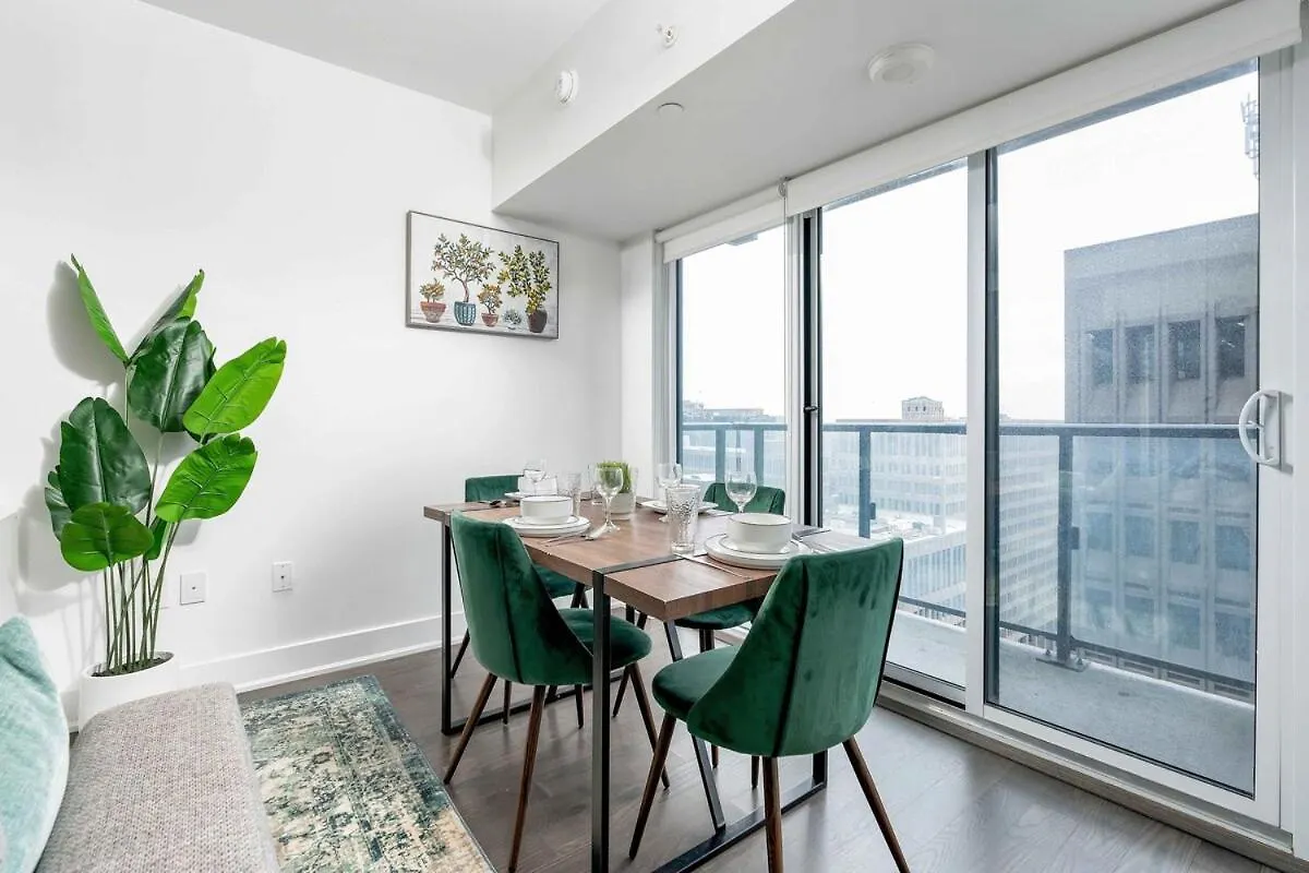 Delightful Condo Beside U Of T - Sleeps 3 Τορόντο 0*,