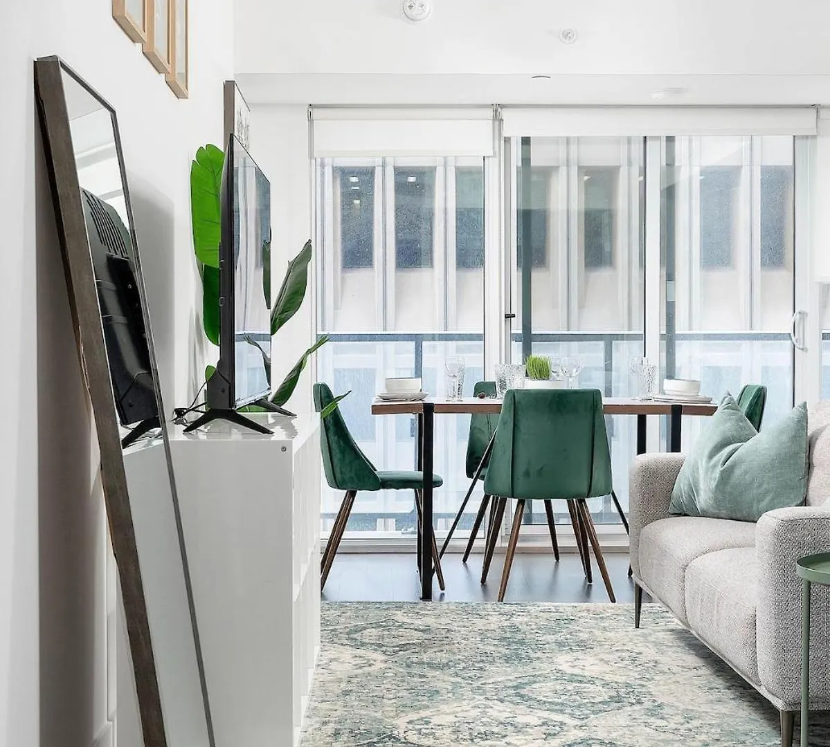 Διαμέρισμα Delightful Condo Beside U Of T - Sleeps 3 Τορόντο